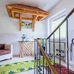 Zur Schoenen Aussicht Garni Гостевой дом 3*