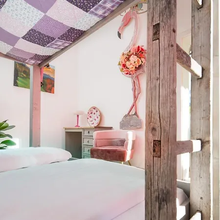 Guest house Zur Schoenen Aussicht Garni 3*