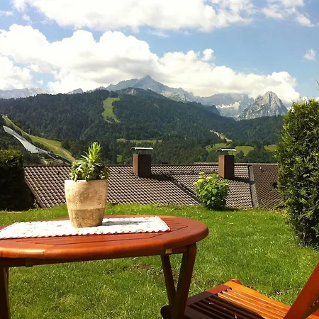 Zur Schoenen Aussicht Garni Gæstehus Garmisch-Partenkirchen