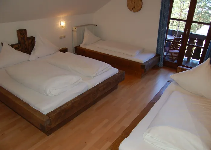 Zur Schoenen Aussicht Garni Pensjonat 3*